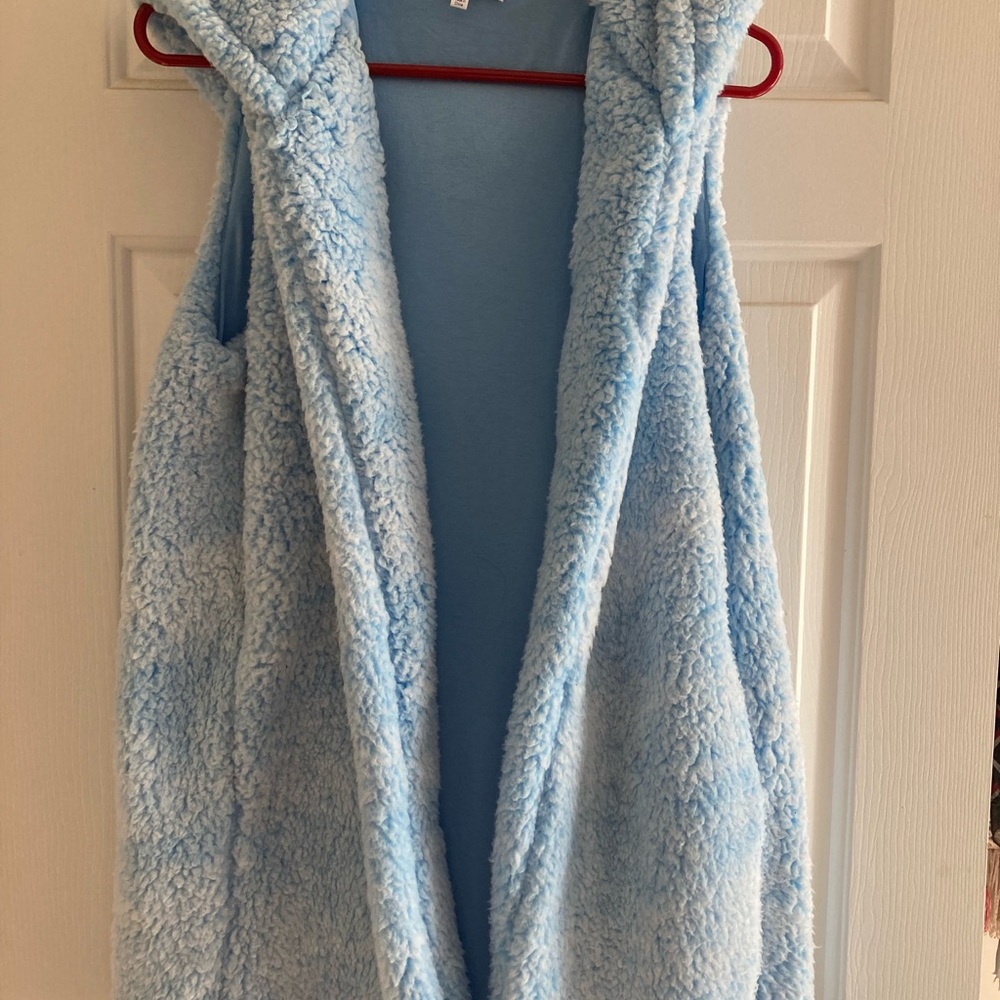 Peach Love California Light Blue Fuzzy Vest